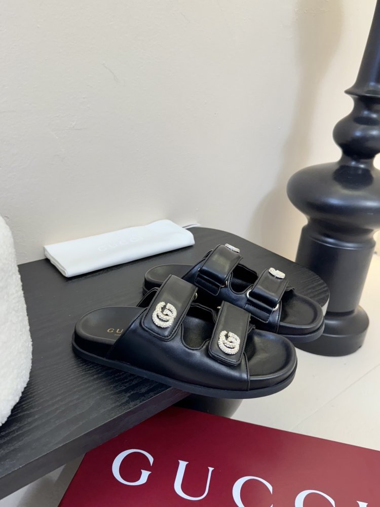 Шльопанці жіночі фото 2