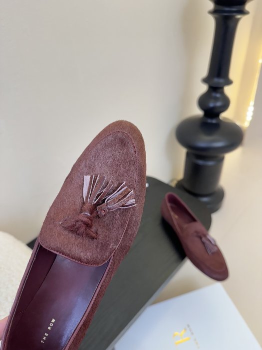 Лоферы женские фото 6