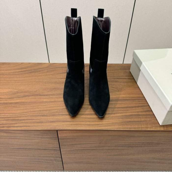 Boots women's