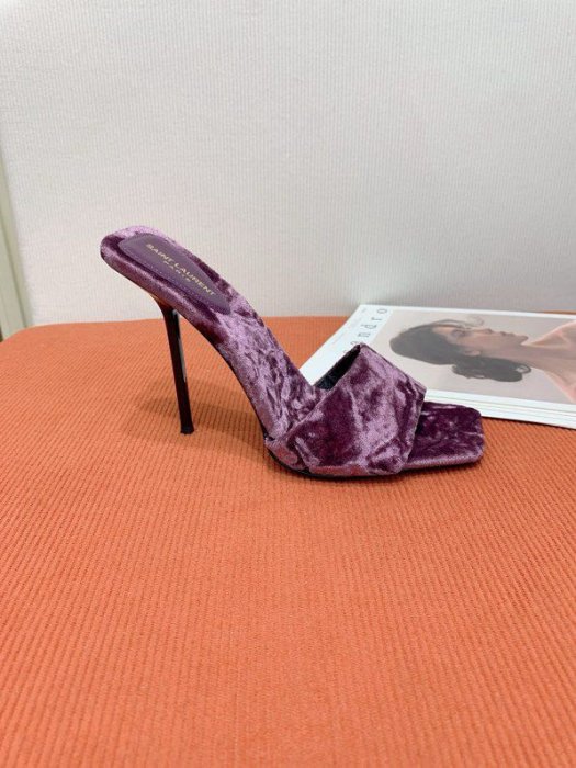 Босоножки фото 3