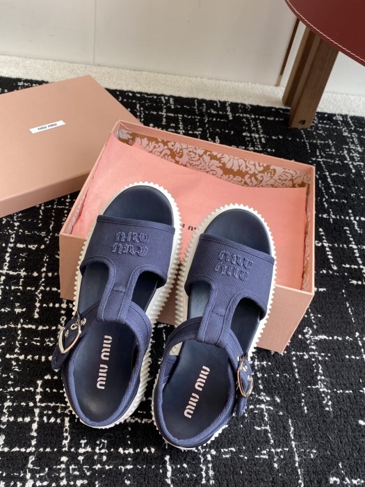 Сандалии женские фото 4