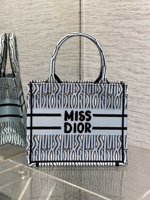 Сумка жіноча Tote Miss Dior 26 см