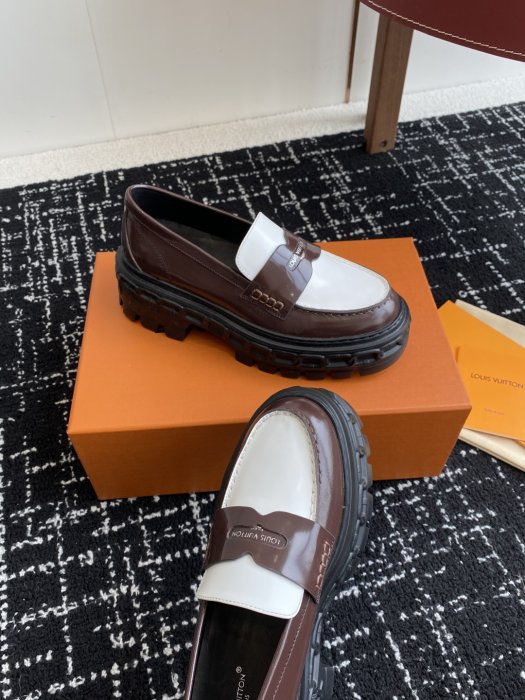 Туфли женские фото 6