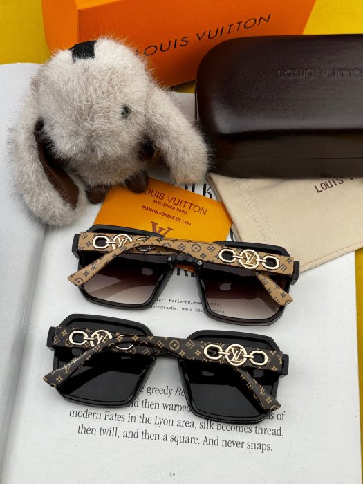 Очки солнцезащитные L8130 фото 6