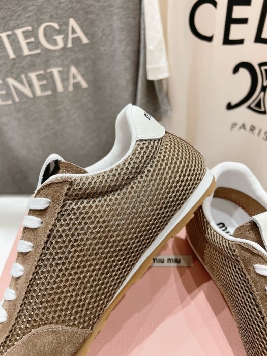 Кроссовки фото 7