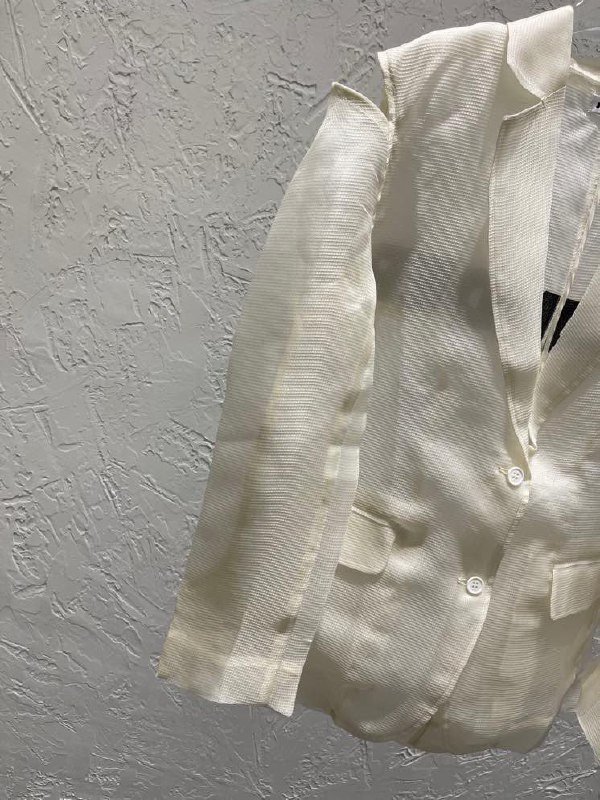 Шелковый белый пиджак фото 3
