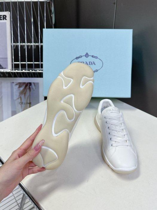 Кроссовки фото 9