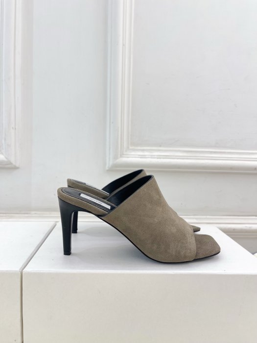 Босоножки фото 2