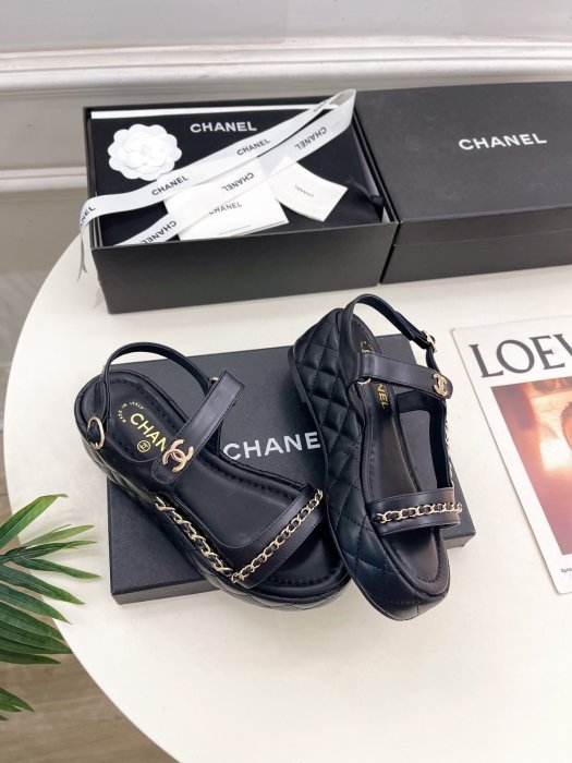 Сандалии женские фото 2