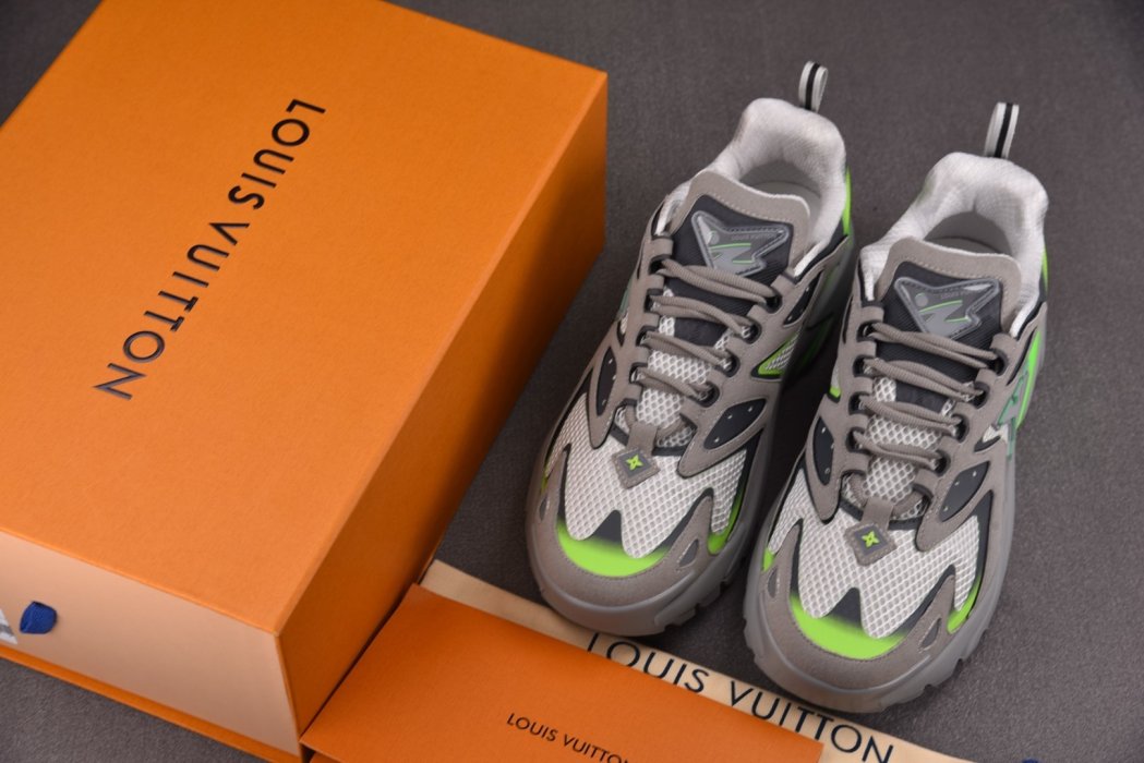 Кроссовки LOUIS VUITTON Runner Tatic Grey Green фото 7
