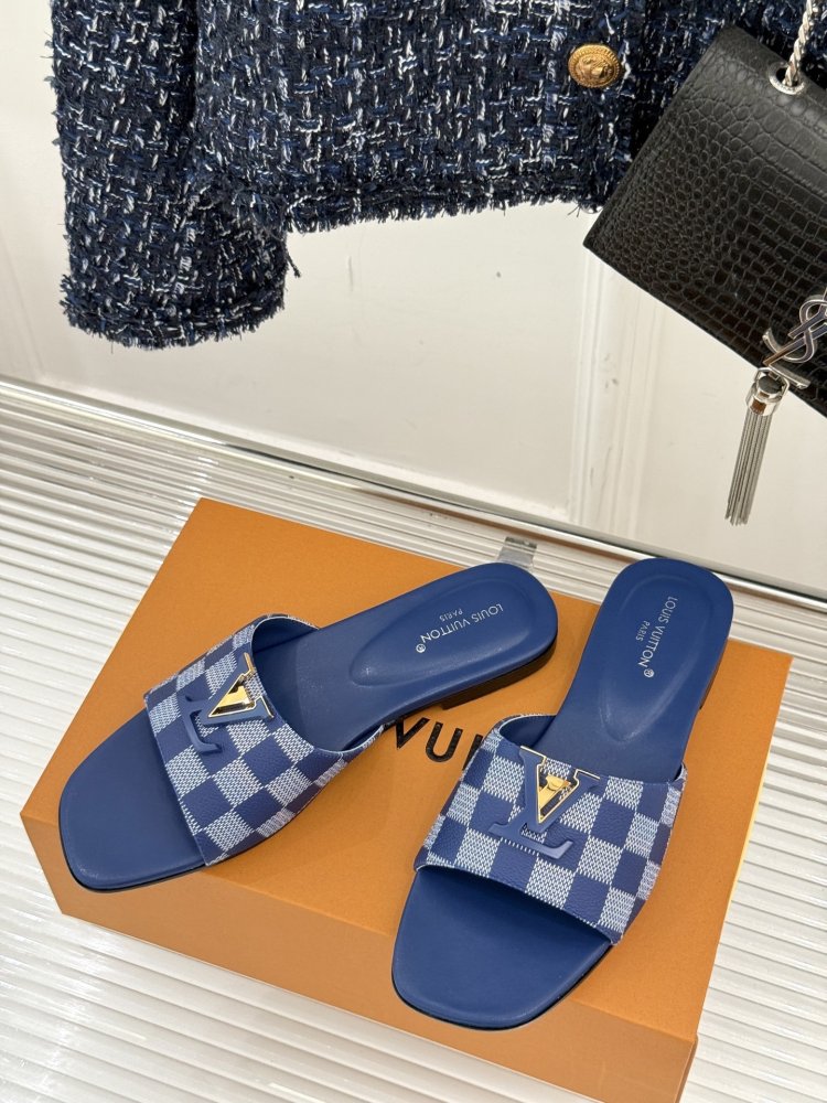 Шлепанцы женские фото 2