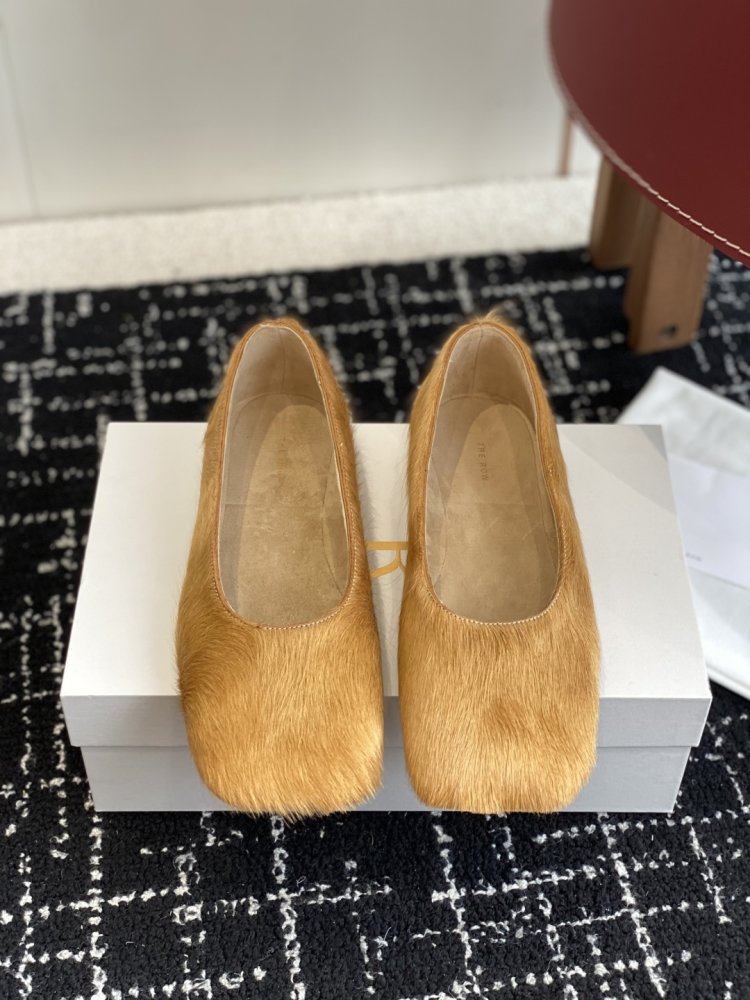 Ballet shoes leather