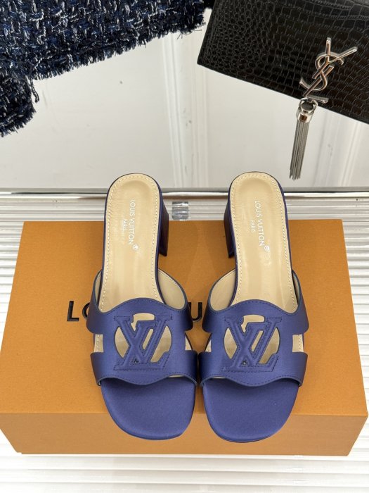 Босоножки фото 4