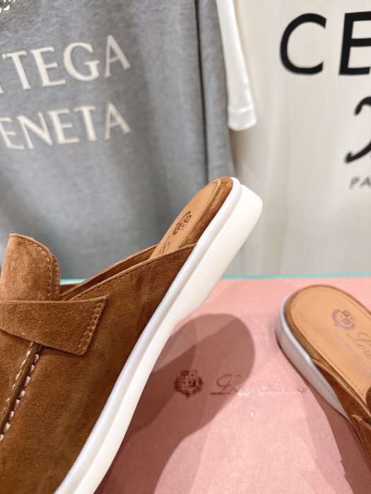 Мюли женские фото 7