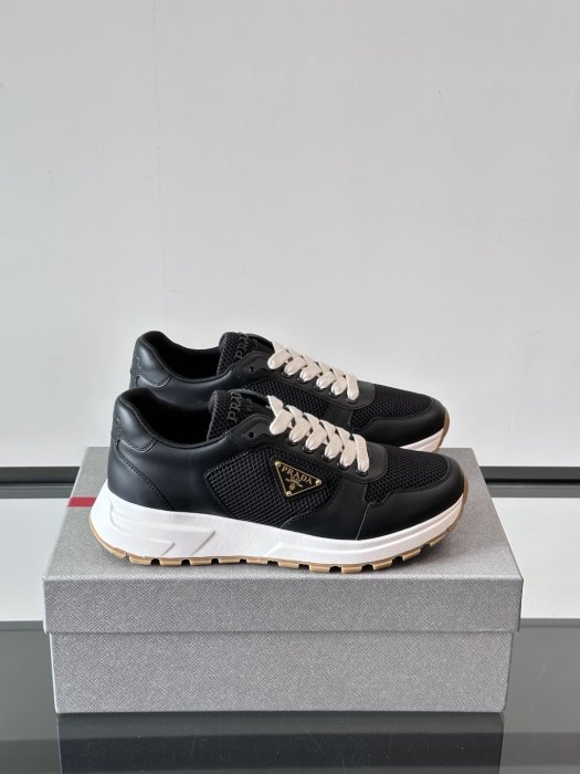 Кроссовки мужские