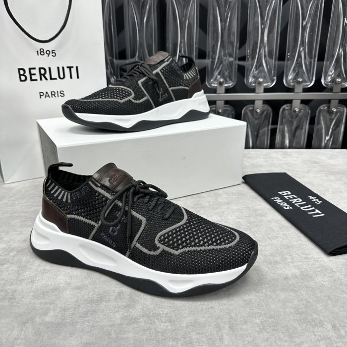 Кроссовки мужские