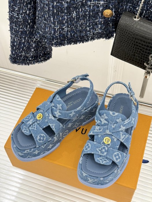 Сандалии женские фото 2