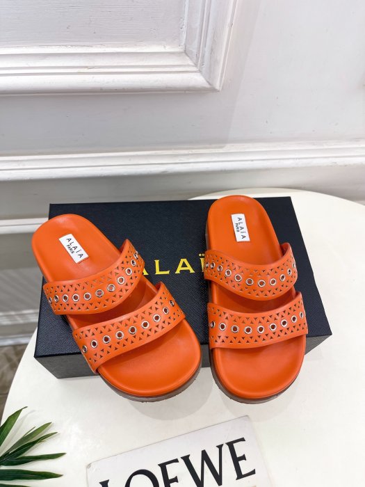 Шльопанці жіночі фото 2