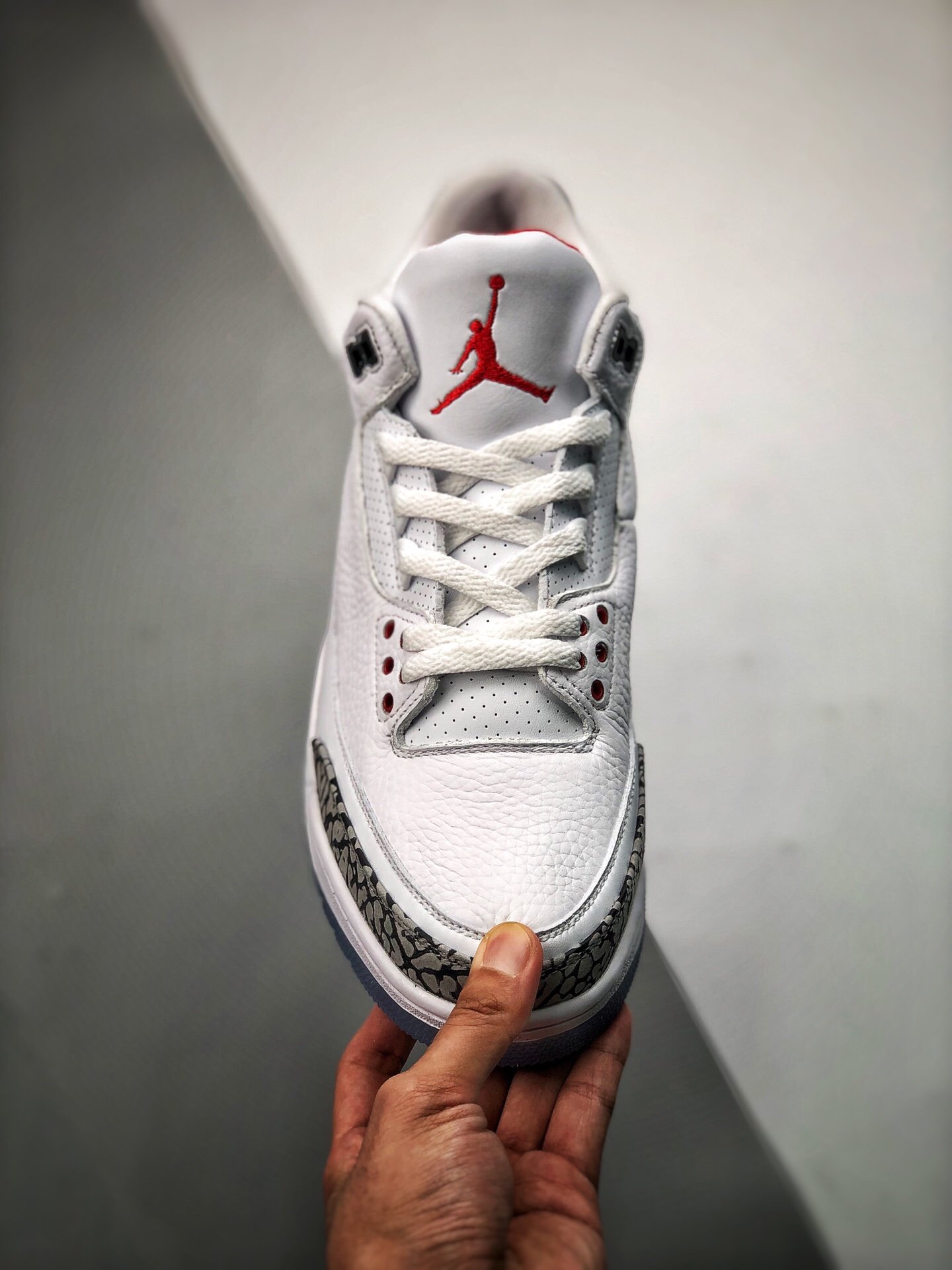 Кросівки Air Jordan 3 фото 2