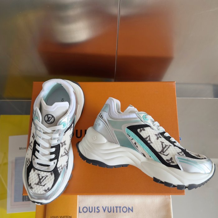 Sneakers фото 3