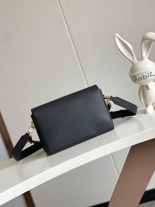 Сумка женская Soft Twist 27 см фото 3