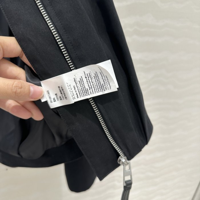 Jacket women's фото 7