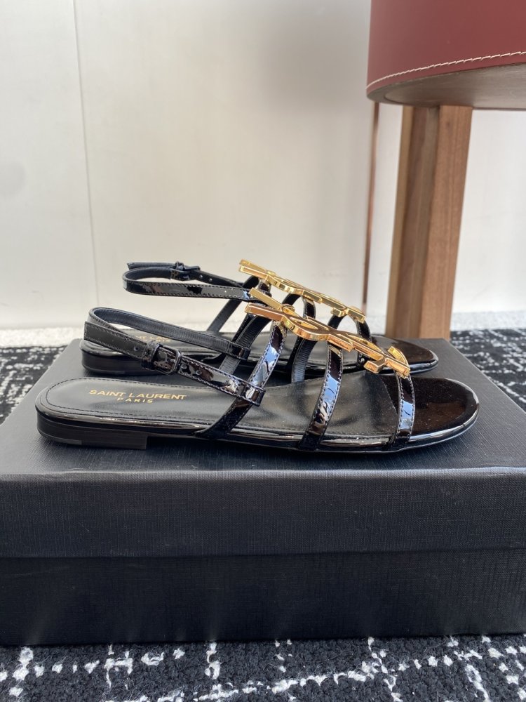 Босоножки фото 2