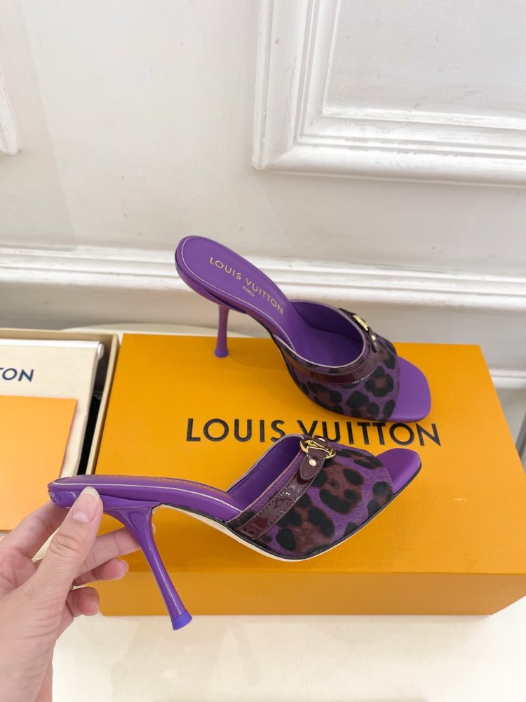 Босоножки фото 4