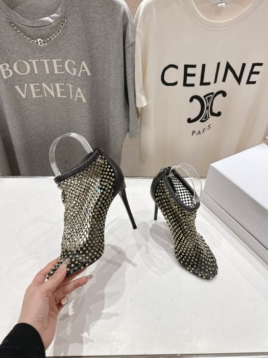 Босоножки фото 4