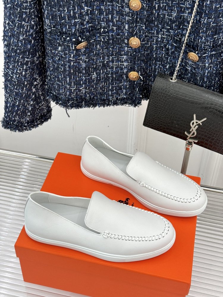 Лоферы жіночі фото 3