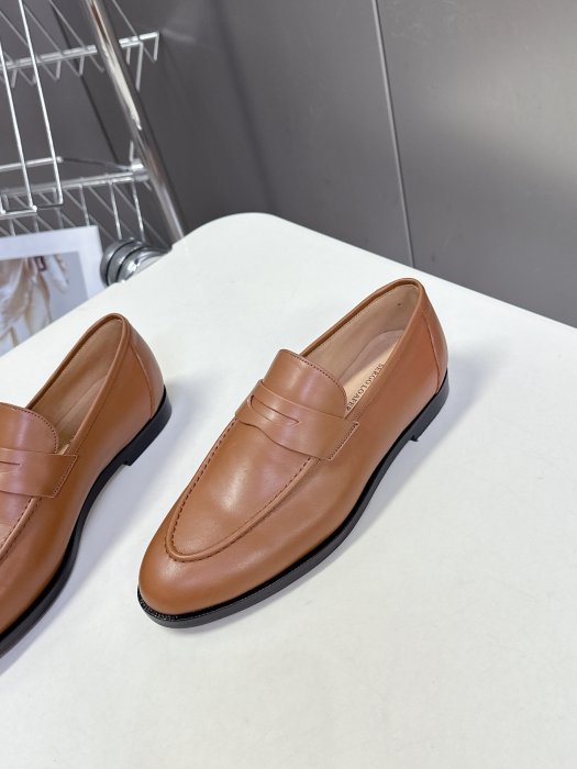 Лоферы женские фото 3