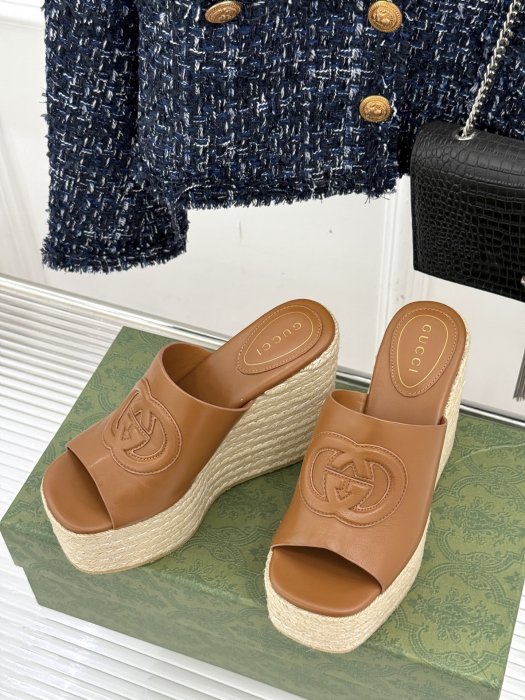 Босоніжки фото 2