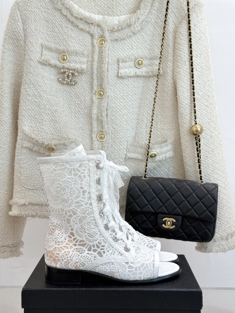 Ботинки женские