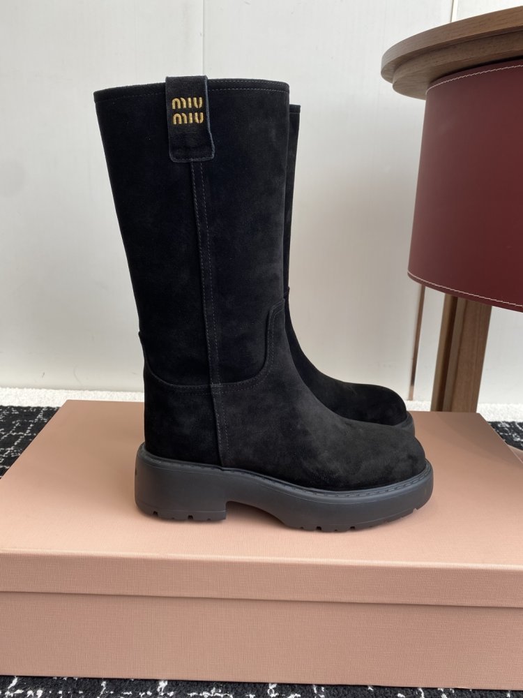 Чоботи жіночі фото 2