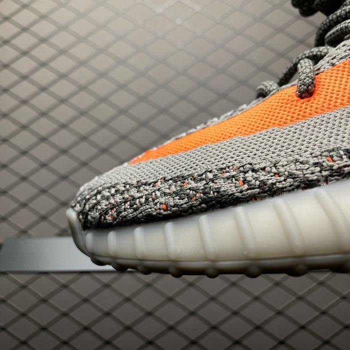 Кроссовки Yeezy Boost 350V2 фото 6