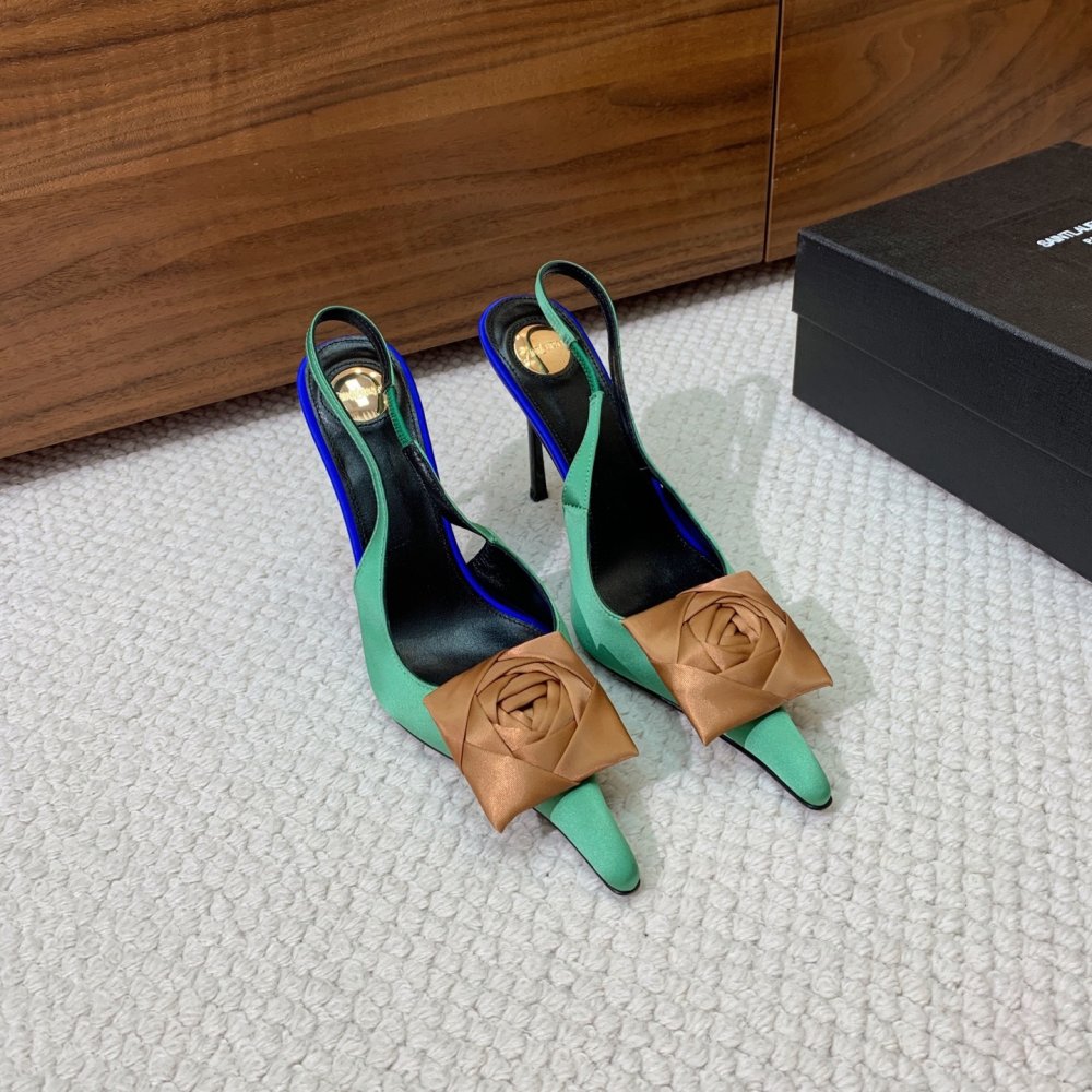 Босоножки фото 5