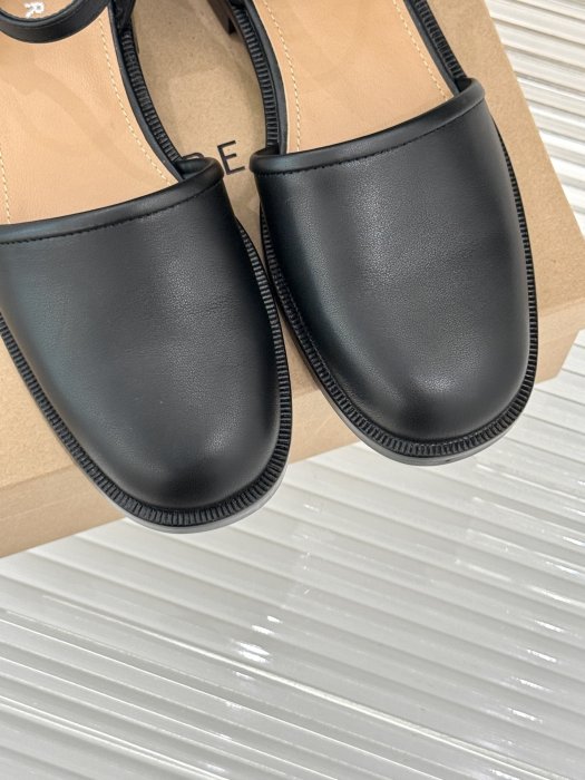 Босоножки фото 7