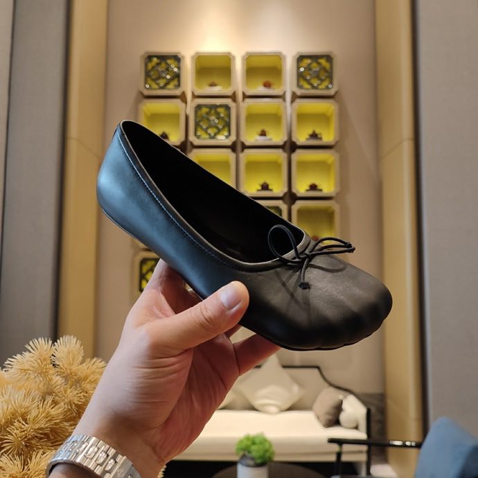 Ballet shoes black leather фото 9