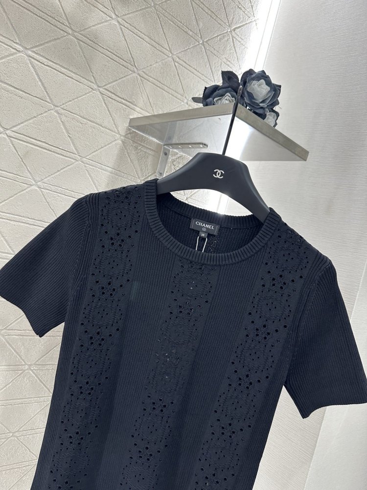 Футболка жіноча фото 7