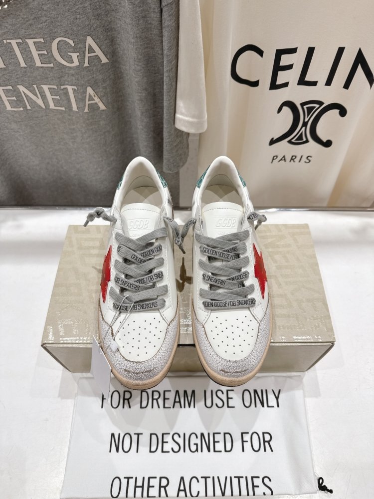 Кроссовки женские Golden Goose