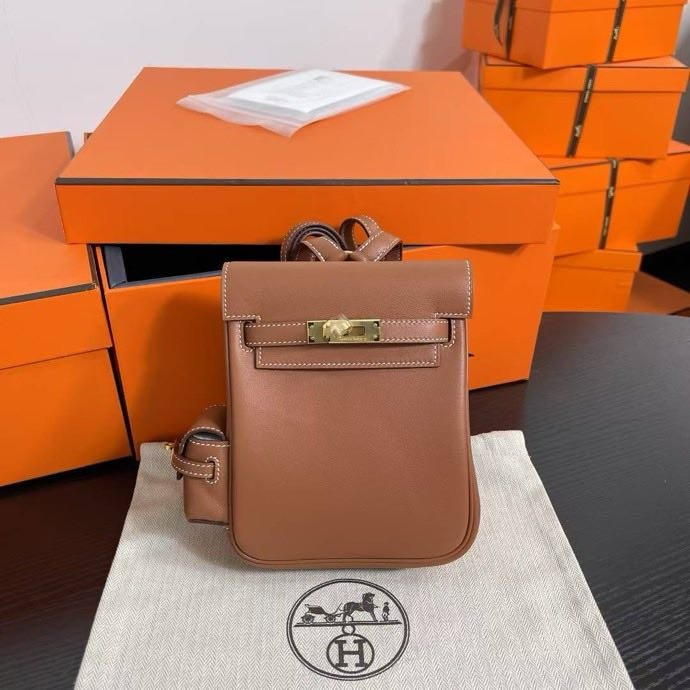 Рюкзак Kelly Jump из кожи Swift