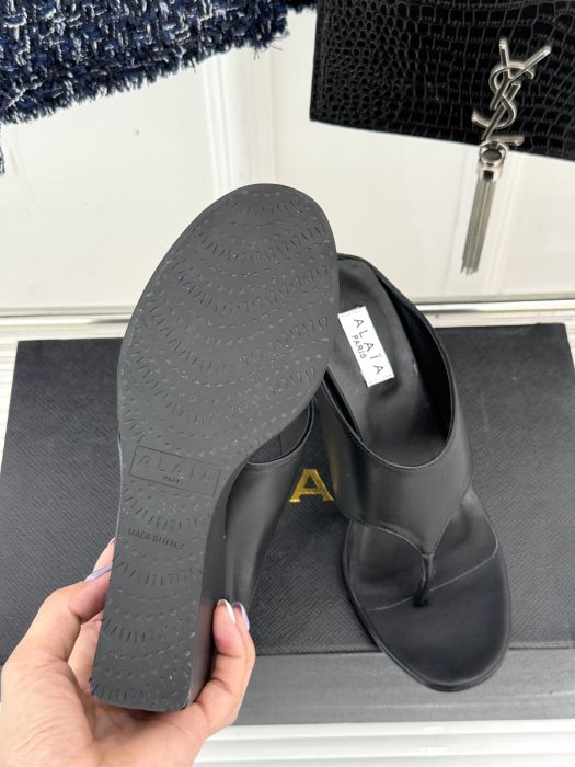 Босоножки фото 9