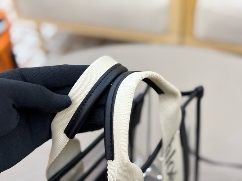 Сумка тоут Chloe Woody Holiday Edition 26 см фото 6