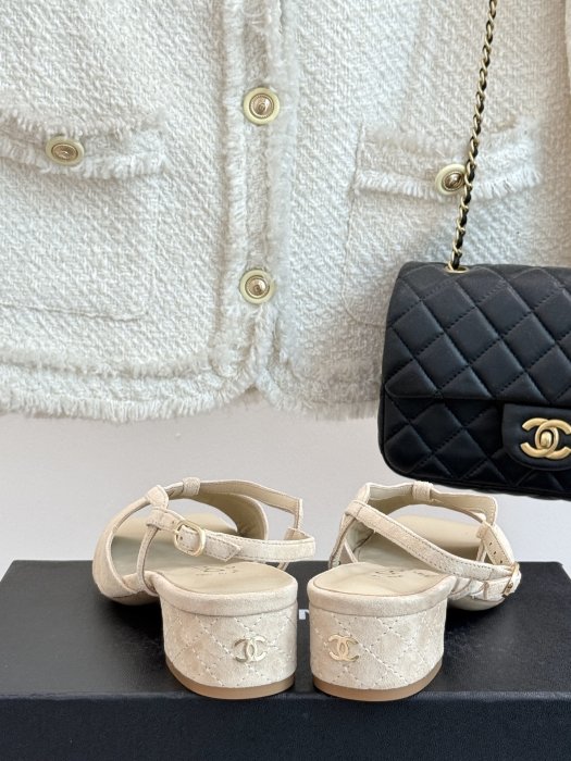 Босоножки фото 6