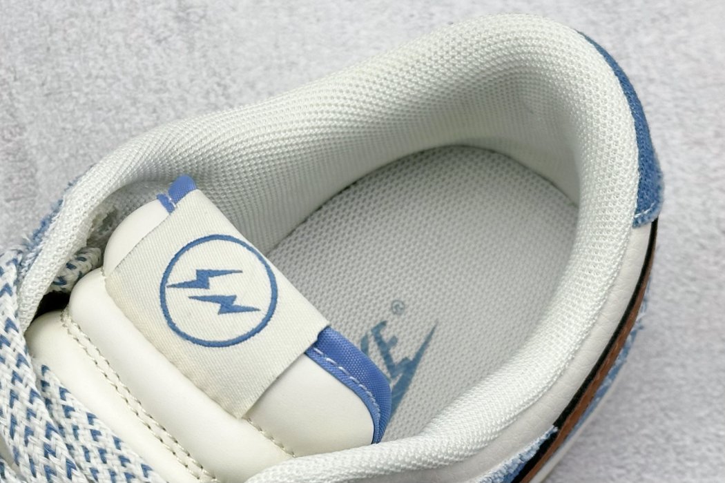 Кроссовки NIKE SB Dunk Low x Fragment Design фото 8