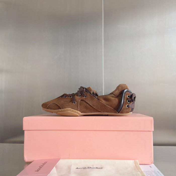 Кросівки фото 5