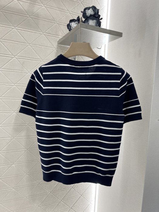 Футболка женская фото 2