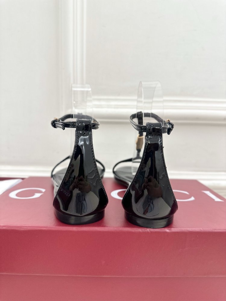 Босоніжки фото 8