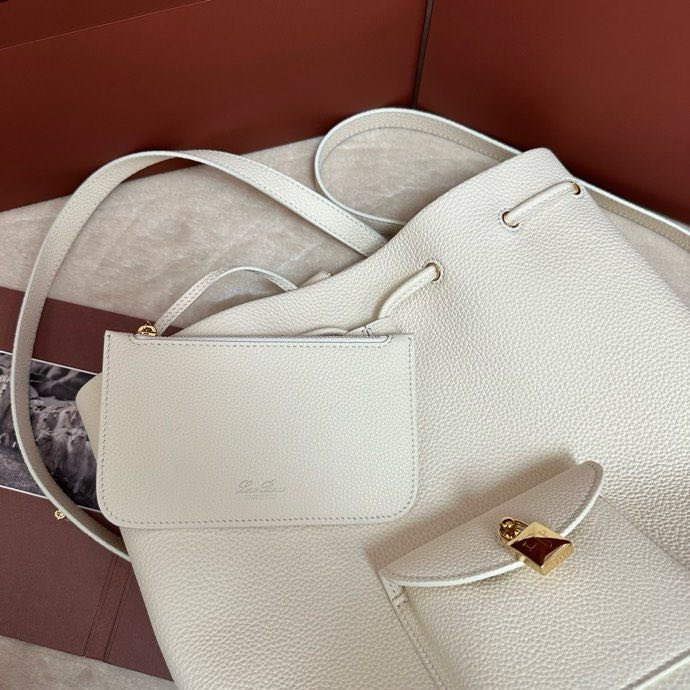 Backpack leather female Loro Piana Extra фото 6