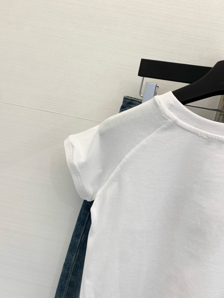 T-shirt women's фото 8